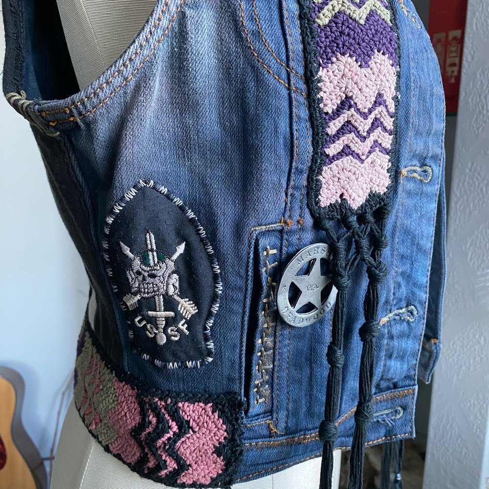 Custom Denim Fur Biker Patches Fringe Vest festival metal goth agatha blois NYC - Picture 12 of 16
